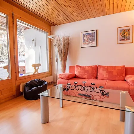 La Ghetto By 阿罗萨