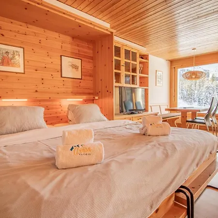 La Ghetto By * 阿罗萨